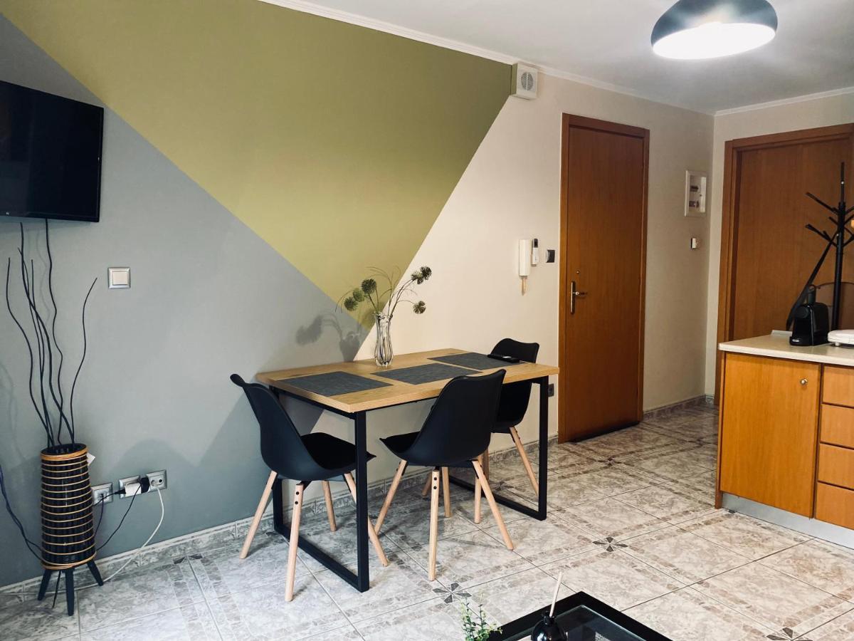 Minimal & Cozy Διαμερισμα Με Δωρεαν Χωρο Σταθμευσησ Daire Kavala Dış mekan fotoğraf